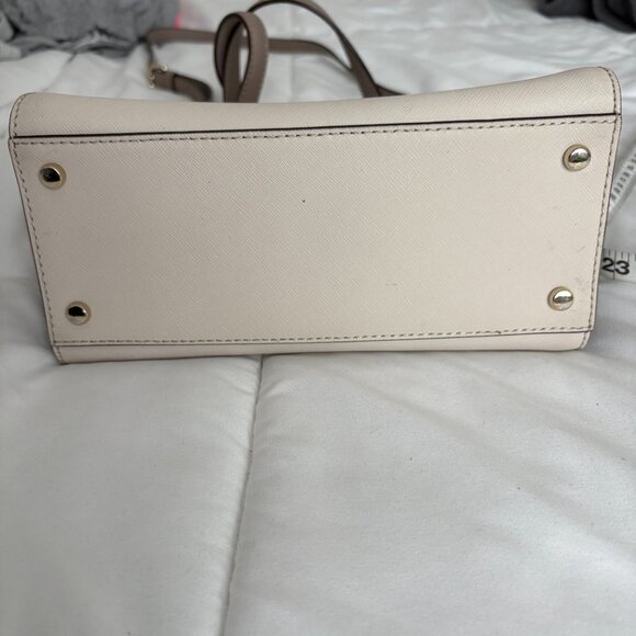 Kate Spade Cedar Street Small Hayden Pebble/Warm Putty Shoulder Crossbody - Picture 4 of 11